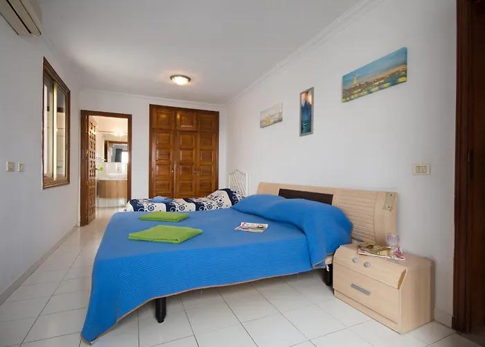 Vila In Americas Private Pool Hot Tub Playa de las Americas (Tenerife)