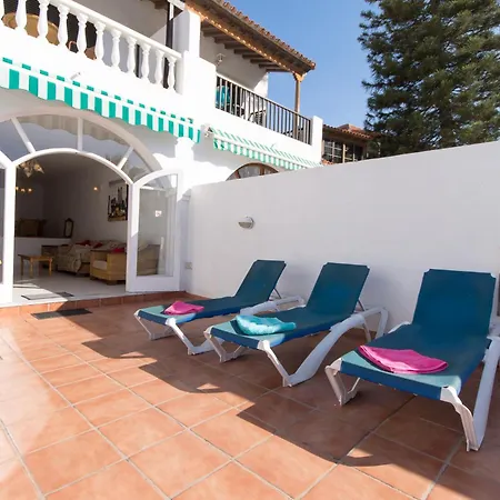 In Americas Private Pool Hot Tub * Playa de las Americas (Tenerife)