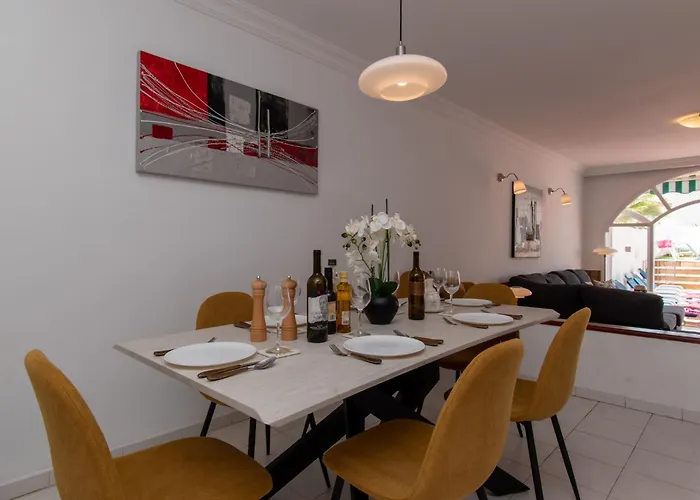 In Americas Private Pool Hot Tub Playa de las Americas (Tenerife)