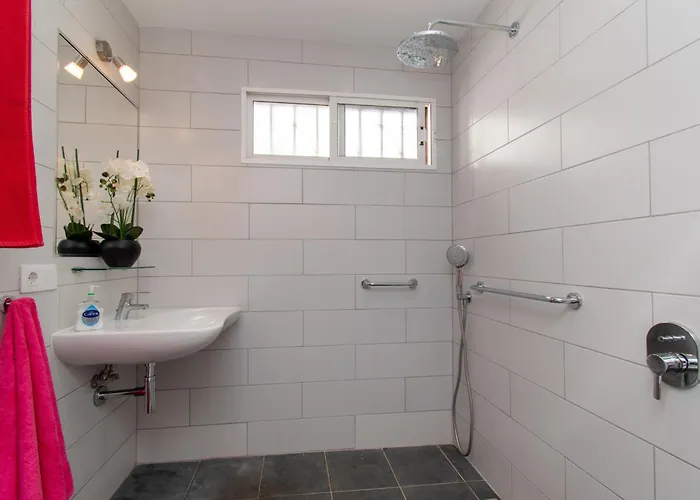 Villa In Americas Private Pool Hot Tub Playa de las Americas (Tenerife)