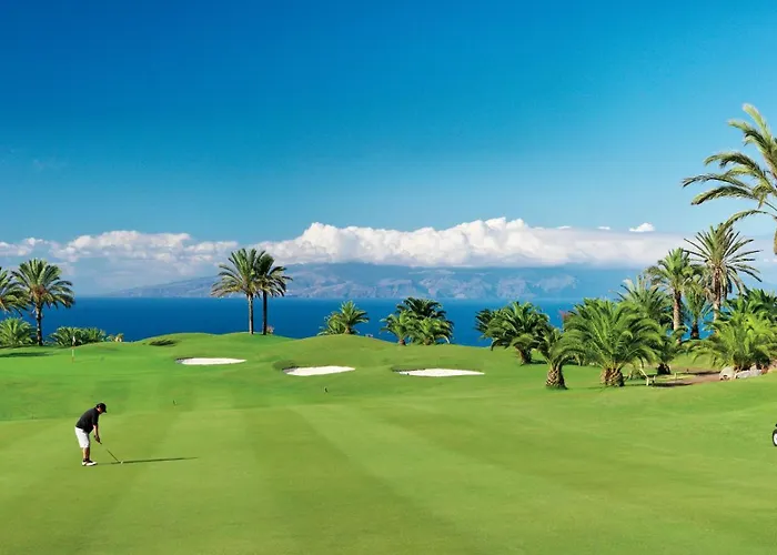 Villa In Americas Private Pool Hot Tub Playa de las Americas (Tenerife)